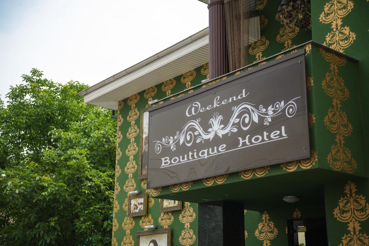 Weekend Boutique Hotel Chisinau Exterior photo